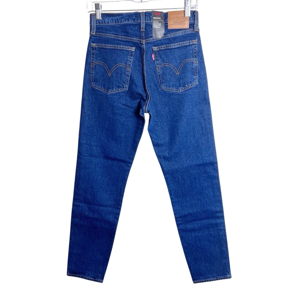NWT Levi’s Premium Denim Big E Wedgie Icon Fit Ankle Jeans Med/Dark Wash Size 26 - Picture 3 of 16